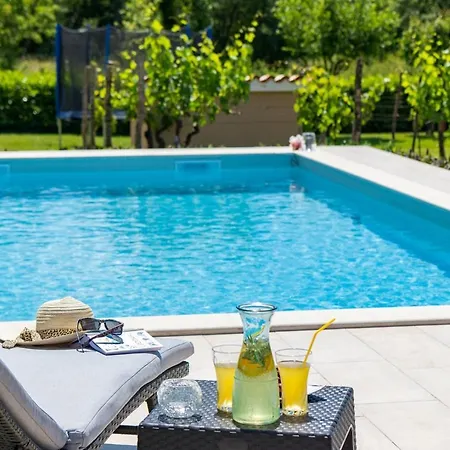 빌라 Villa Green Holiday *