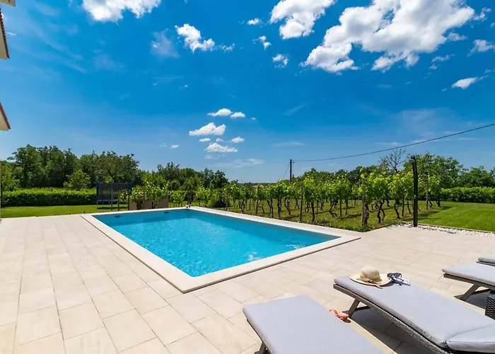 Villa Villa Green Holiday
