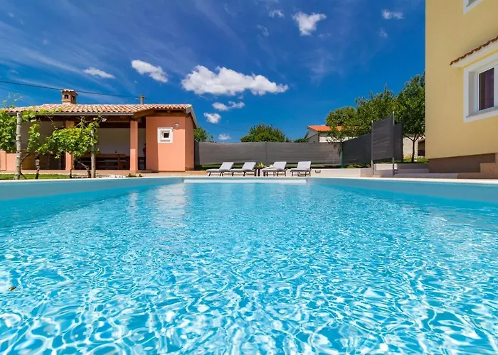 Villa Green Holiday *