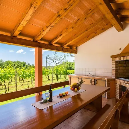 Villa Villa Green Holiday
